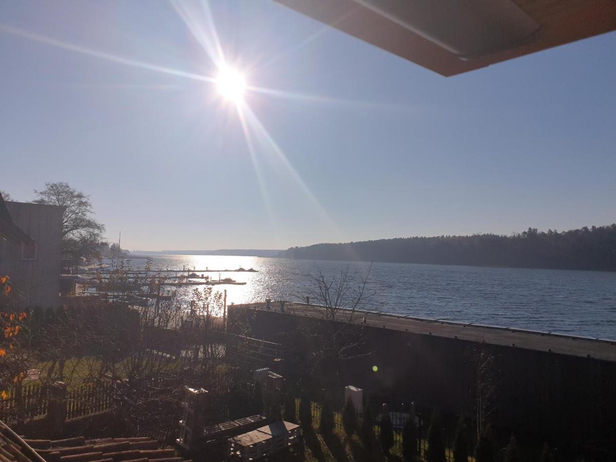 Dom Nad Jeziorem Mikolajki Exterior foto